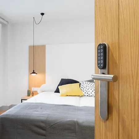 Arroka בית הארחה